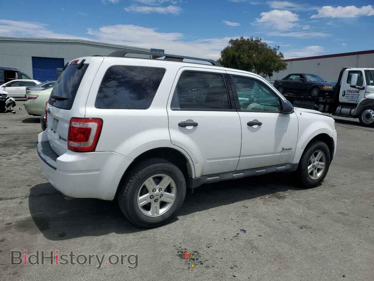 2011 FORD ESCAPE - VIN: 1FMCU4K37BKC55232 - Фото 3