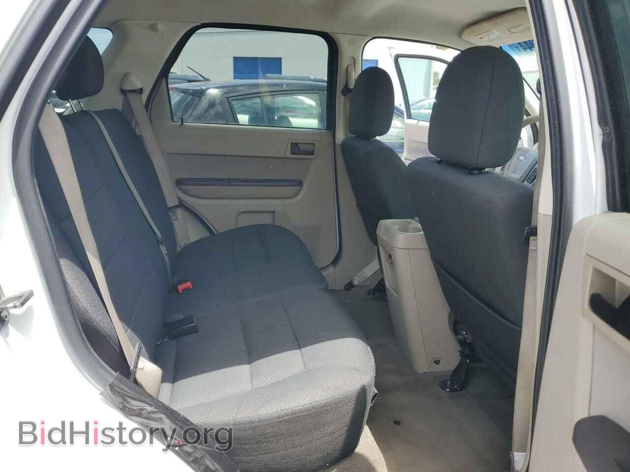 2011 FORD ESCAPE - VIN: 1FMCU4K37BKC55232 - Фото 10