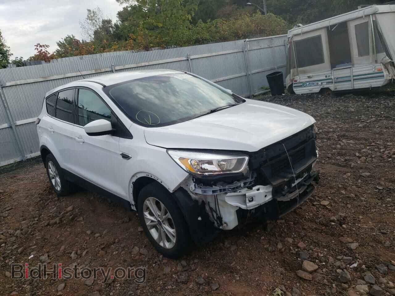 Фотография 1FMCU0GD8HUE24715 - FORD ESCAPE 2017