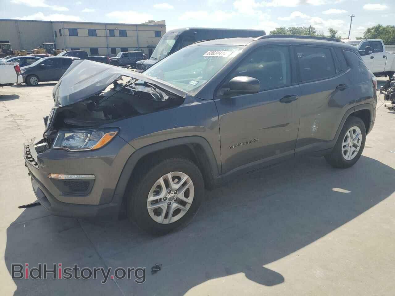 Фотография 3C4NJCAB3HT668510 - JEEP COMPASS 2017