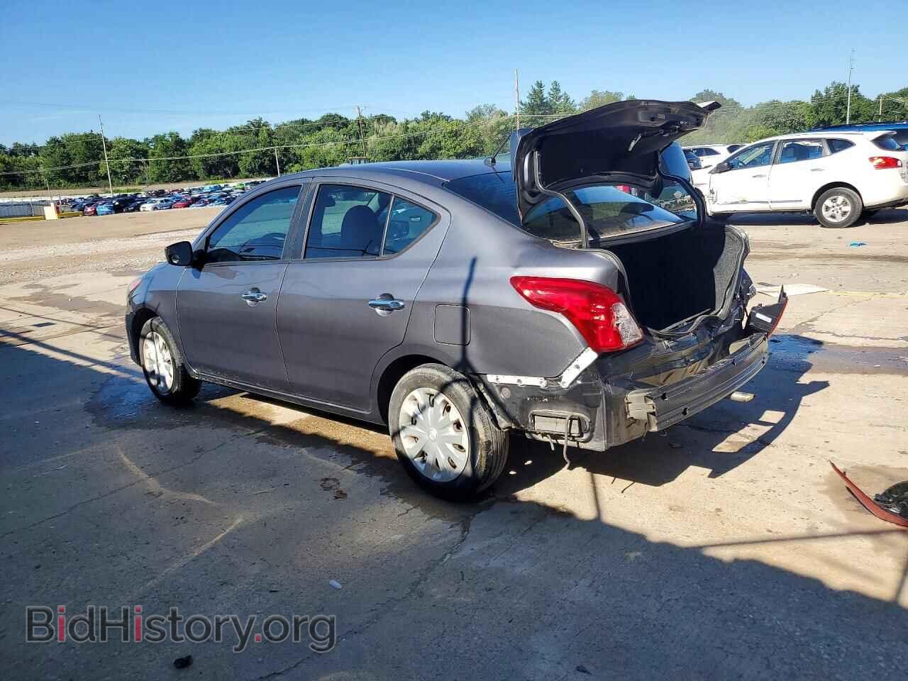 2019 NISSAN VERSA - VIN: 3N1CN7AP4KL852234 - Фото 2