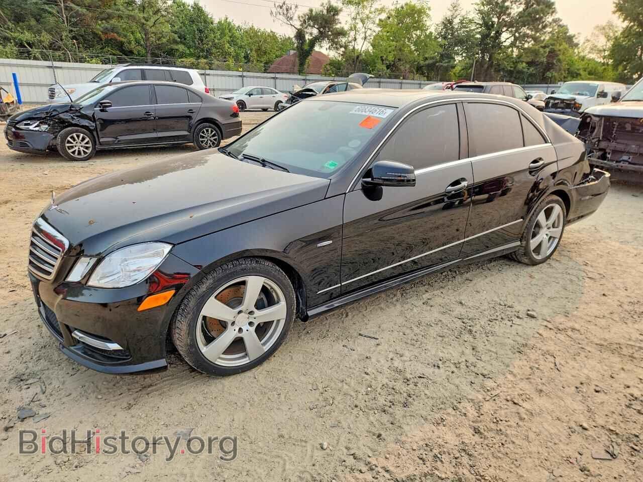 Photo WDDHF5KB7CA585208 - MERCEDES-BENZ E-CLASS 2012