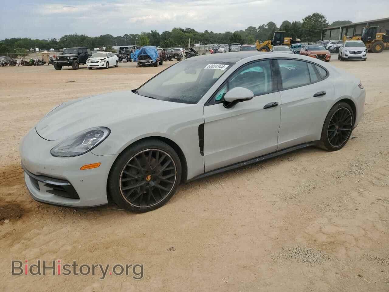 Фотография WP0AB2A75JL132841 - PORSCHE PANAMERA 2018