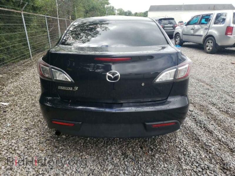 2011 Mazda 3 (VIN JM1BL1UG6B1355460) — photo 6 of 12
