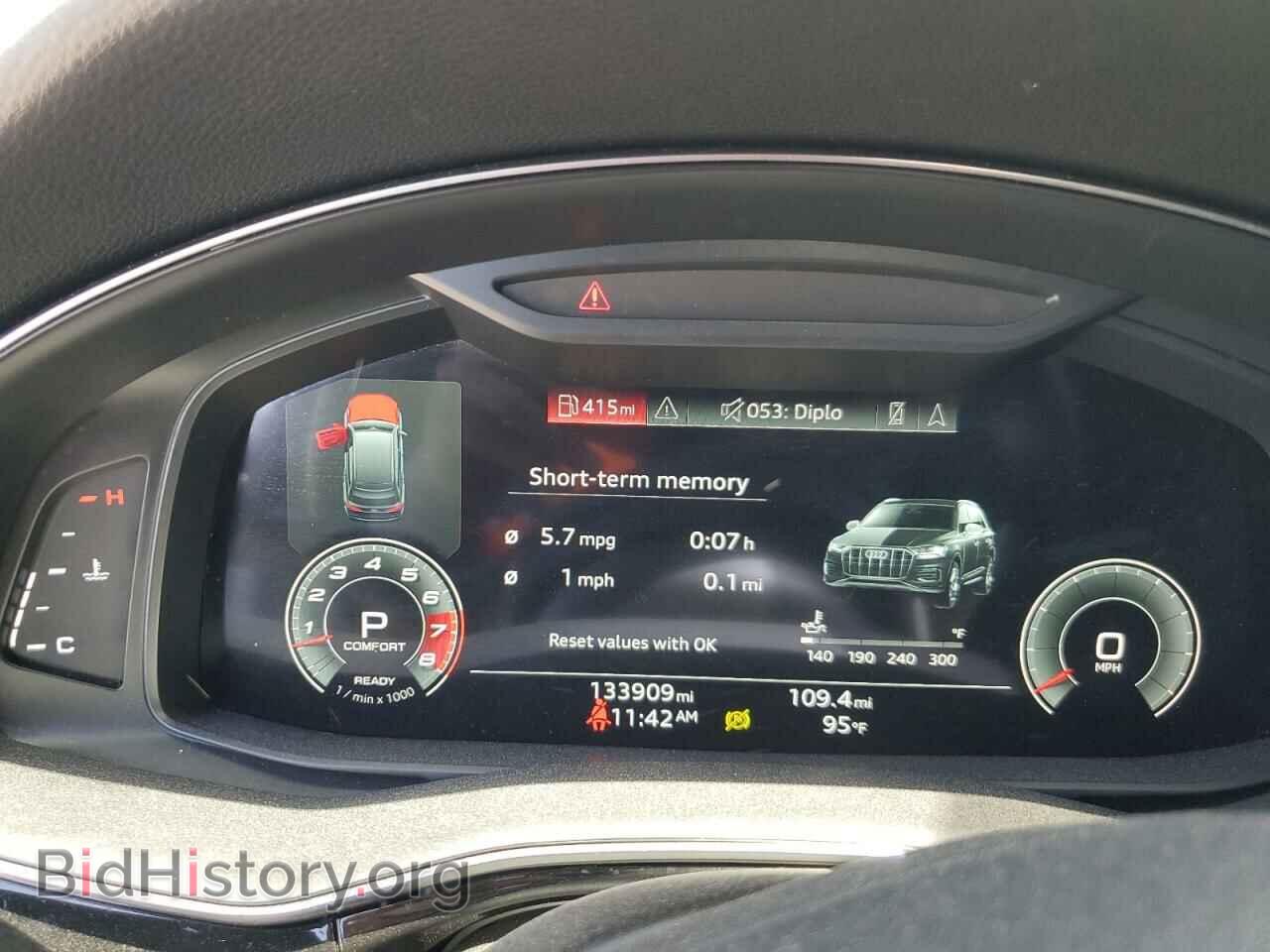 2021 AUDI Q7 - VIN: WA1VXBF70MD012854 - Photo 9