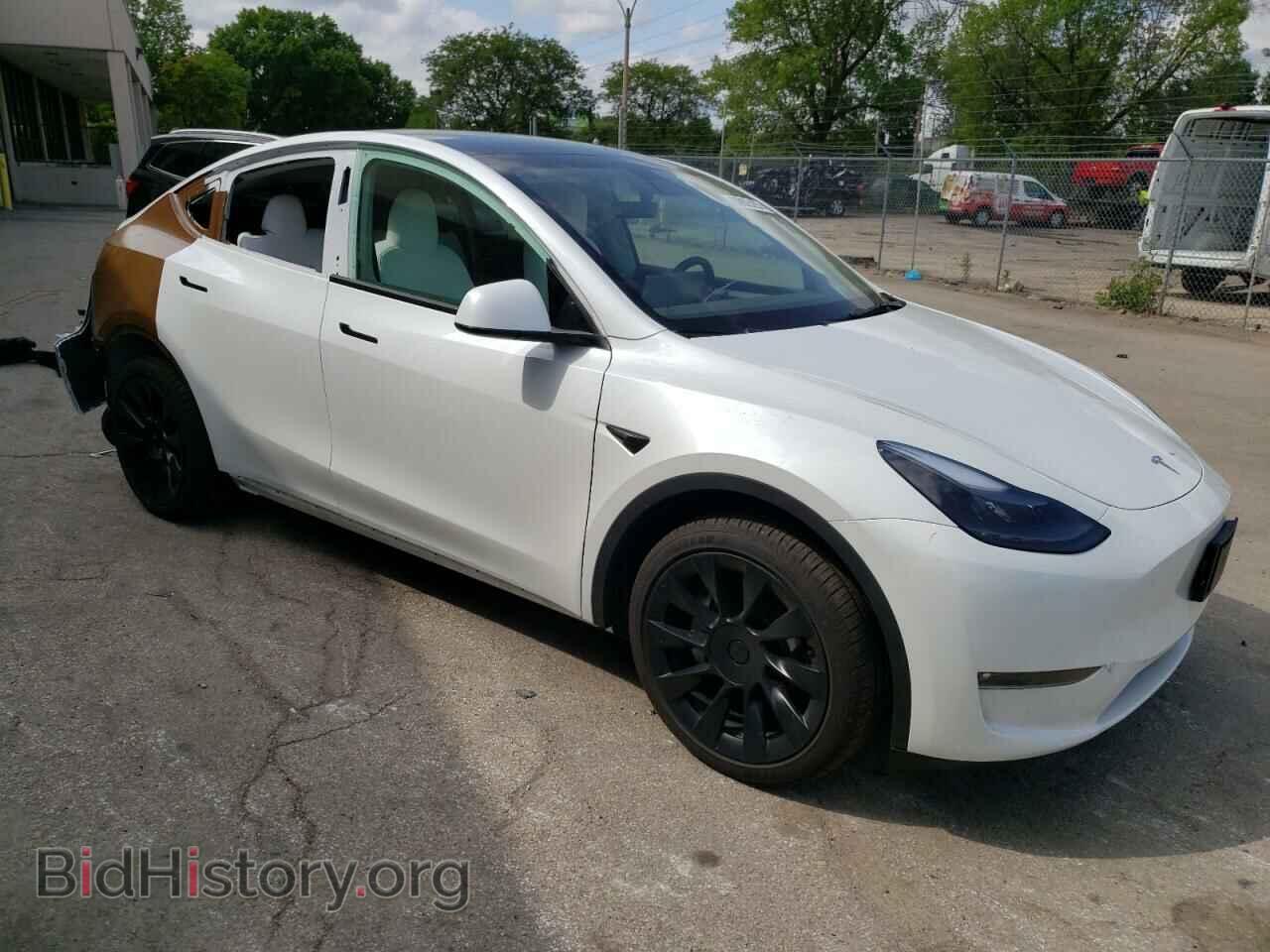 2023 TESLA MODEL Y - VIN: 7SAYGDEE1PF688504 - Фото 4