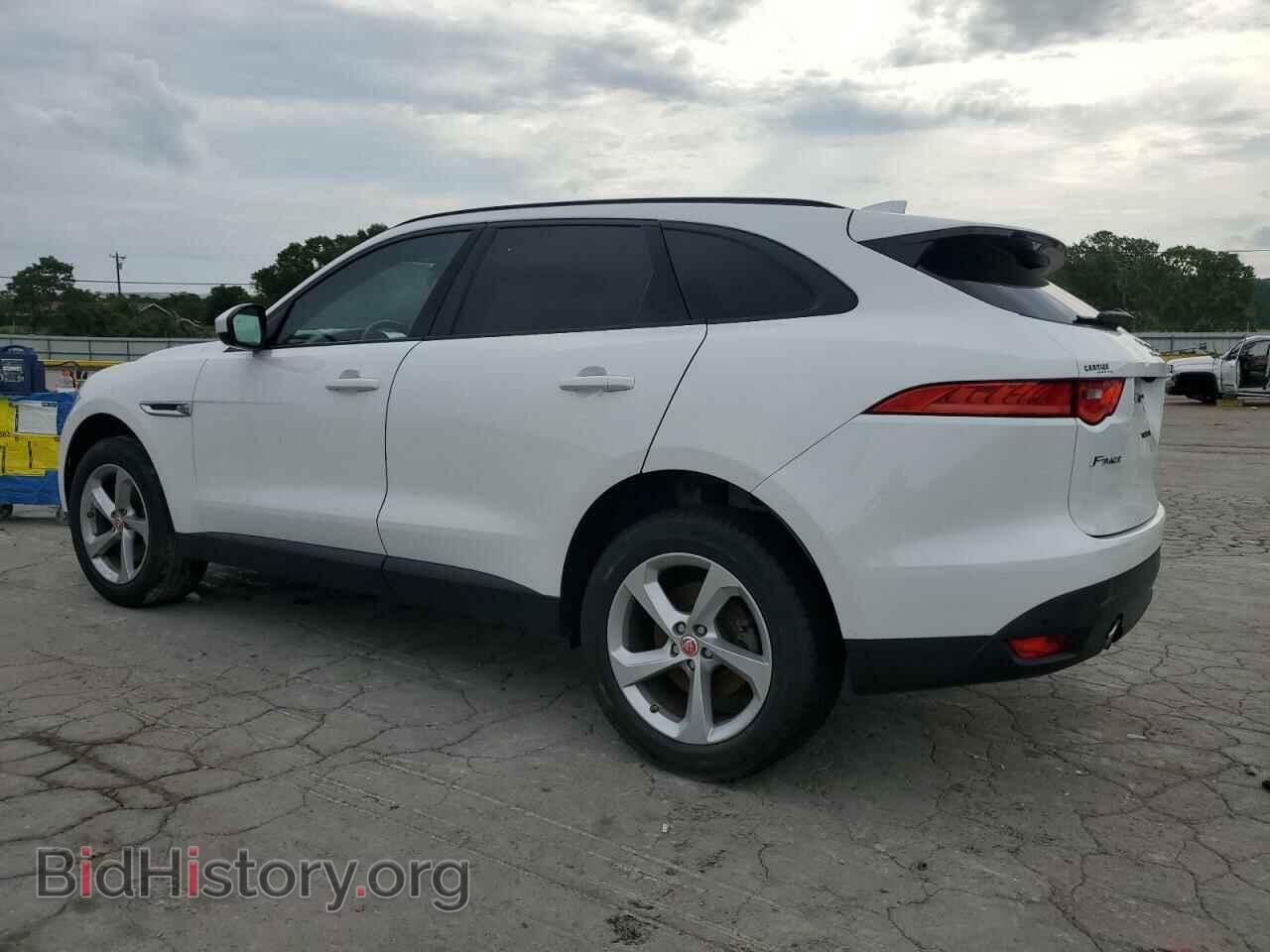 2017 JAGUAR F-PACE - VIN: SADCJ2BV9HA055409 - Фото 2