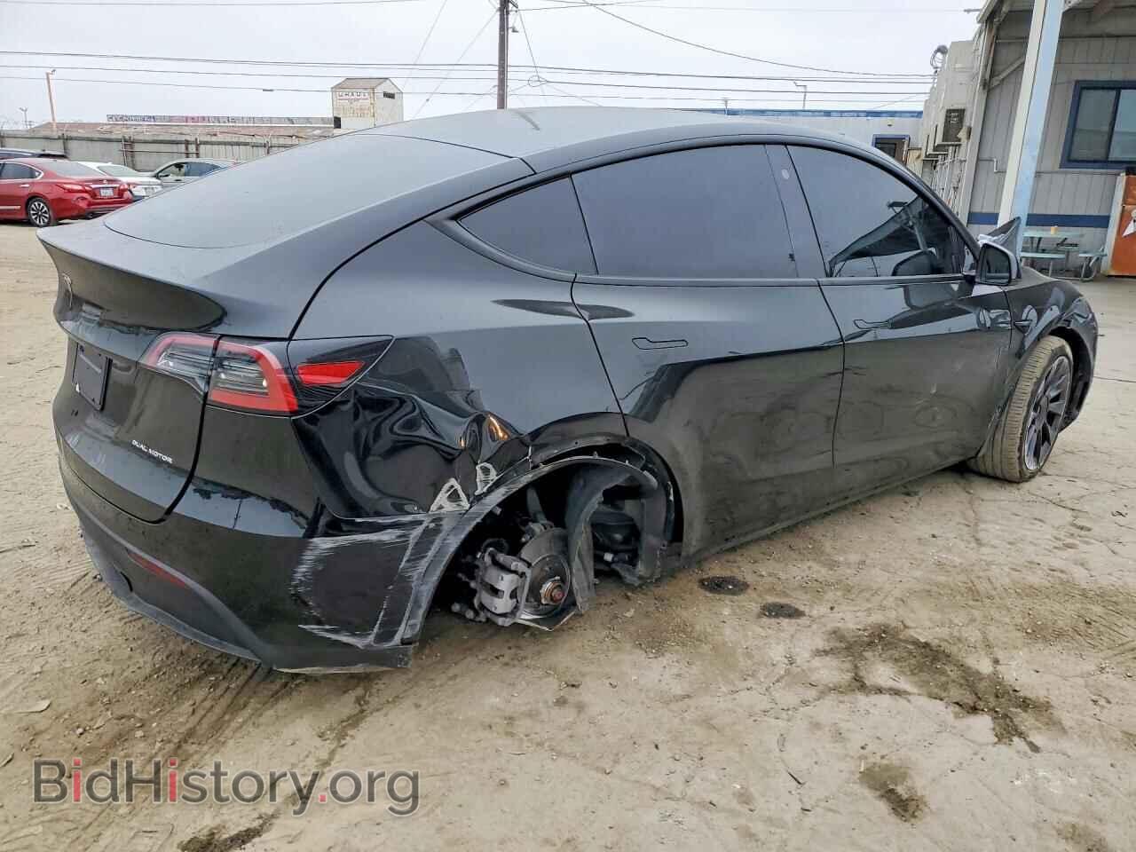 2023 TESLA MODEL Y - VIN: 7SAYGDEE0PA109905 - Photo 3