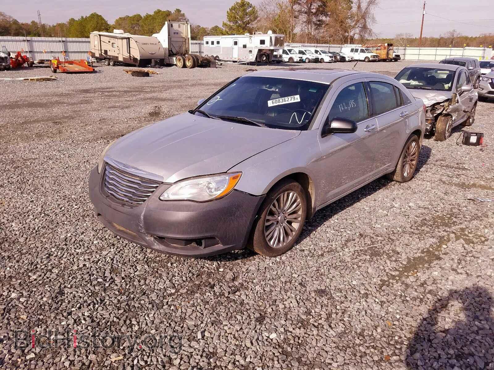 2012 CHRYSLER 200 - VIN: 1C3CCBCG6CN113195 - Фото 2