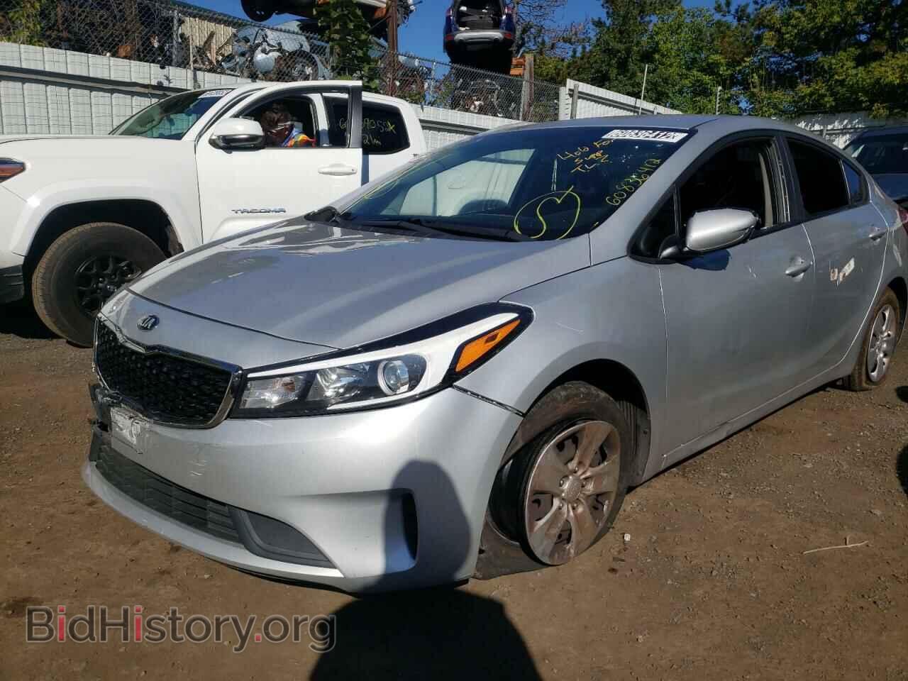 2017 KIA FORTE - VIN: 3KPFK4A74HE112665 - Фото 2