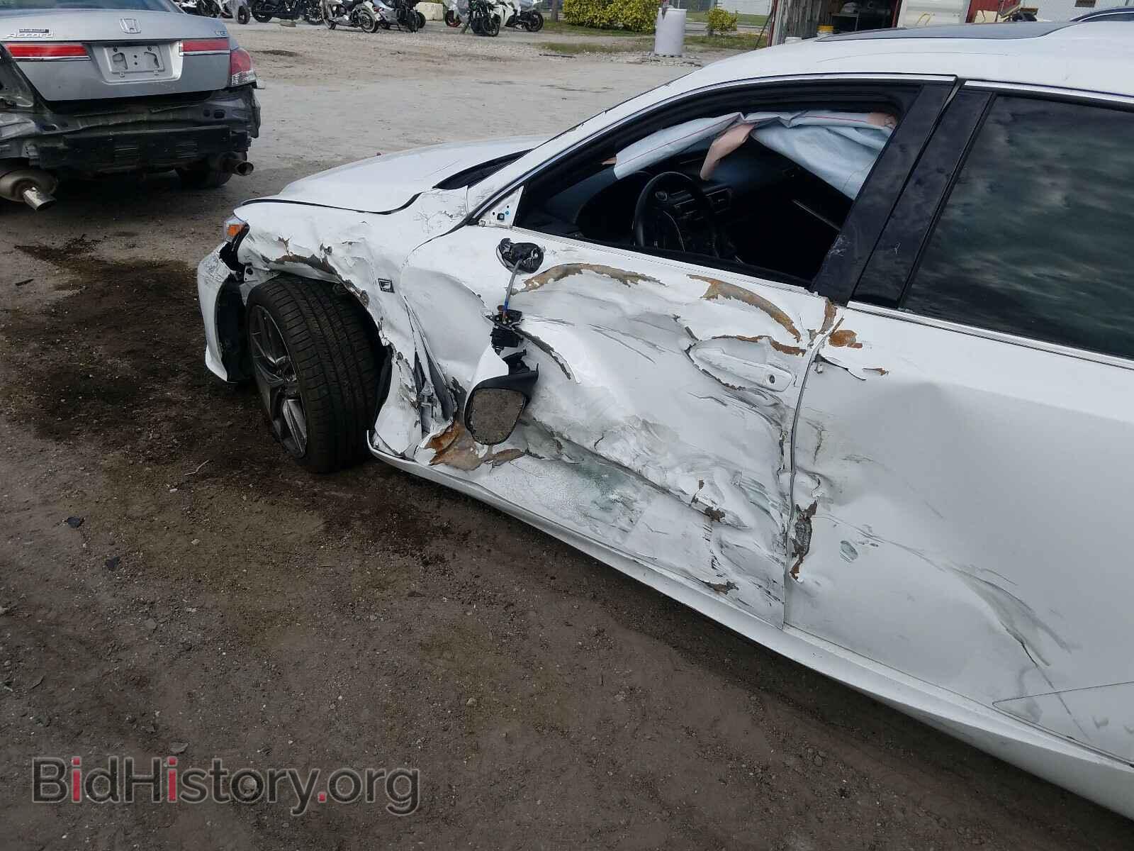 2016 LEXUS IS - VIN: JTHBA1D2XG5033428 - Photo 10