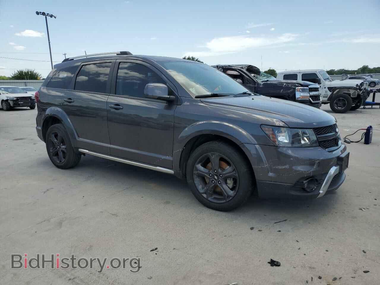 2020 DODGE JOURNEY - VIN: 3C4PDCGB9LT201110 - Фото 4