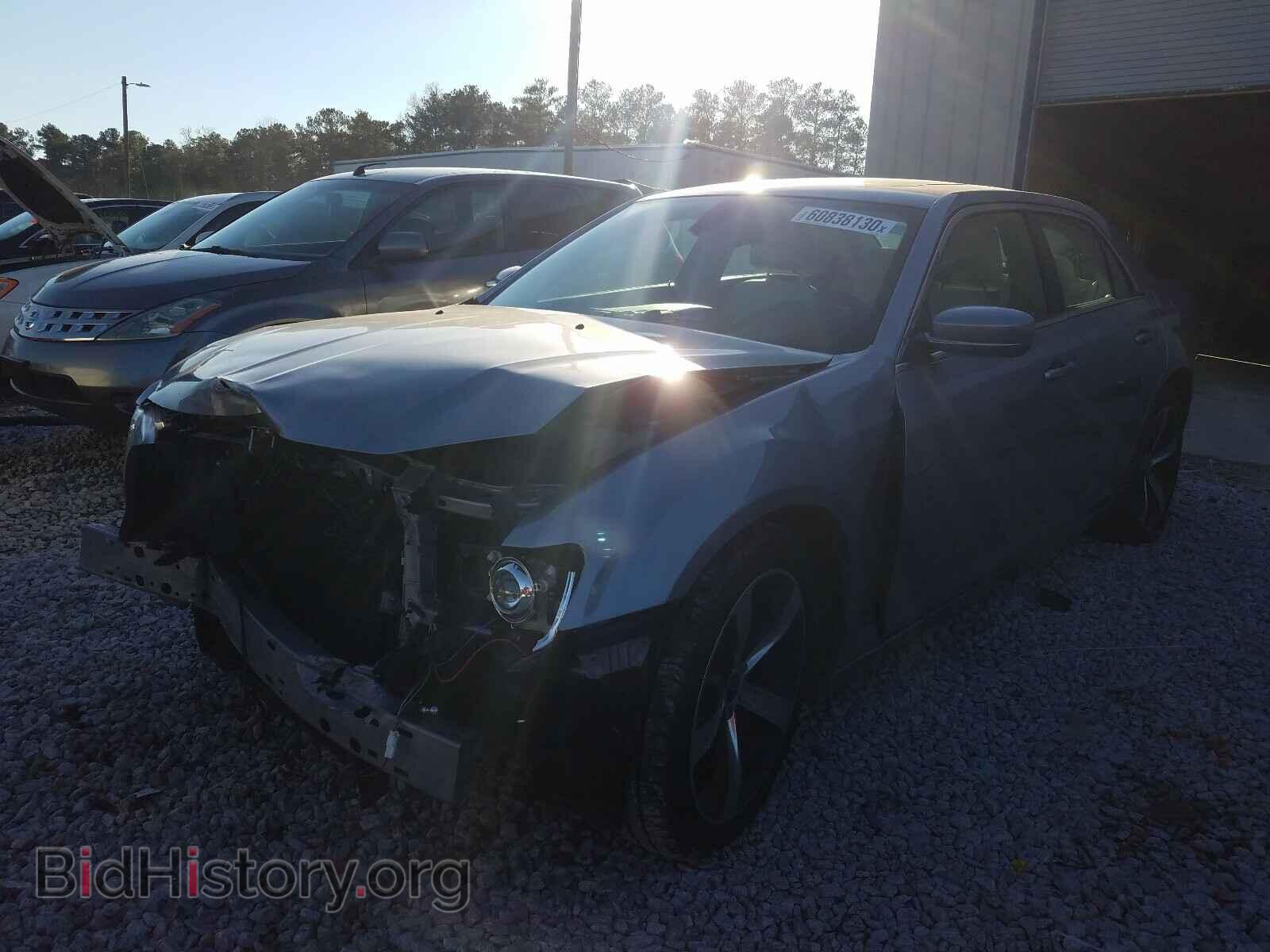 2017 CHRYSLER 300 - VIN: 2C3CCAAG1HH506390 - Фото 2