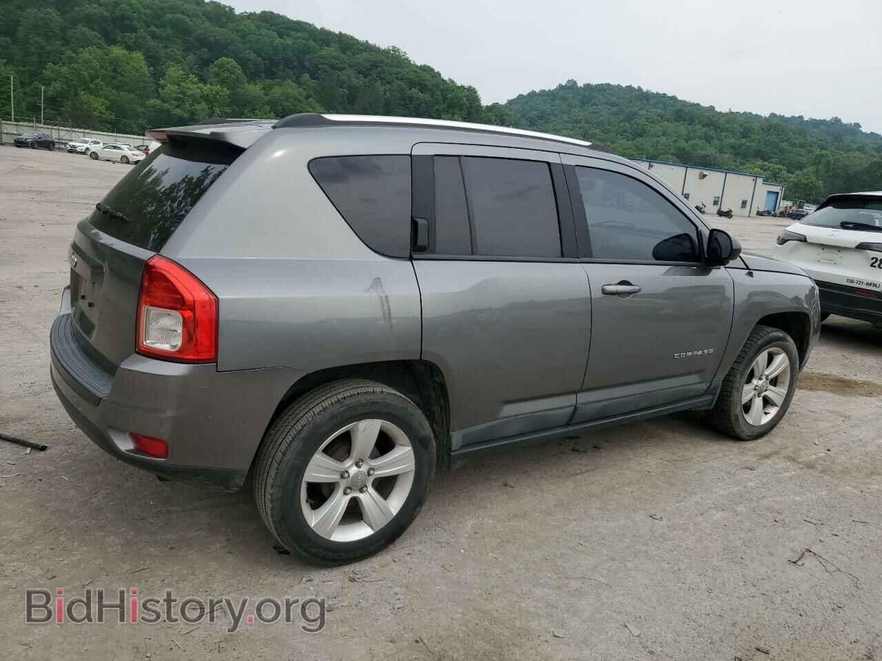 2011 JEEP COMPASS - VIN: 1J4NT1FA4BD290266 - Фото 3