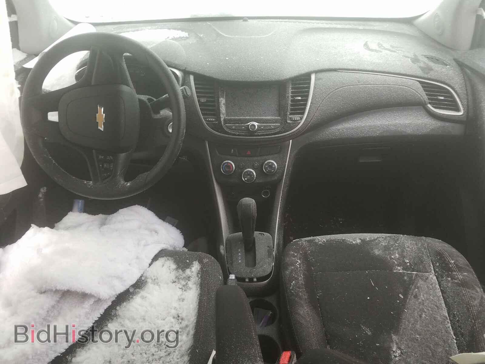 2017 CHEVROLET TRAX - VIN: 3GNCJKSB1HL150578 - Фото 9