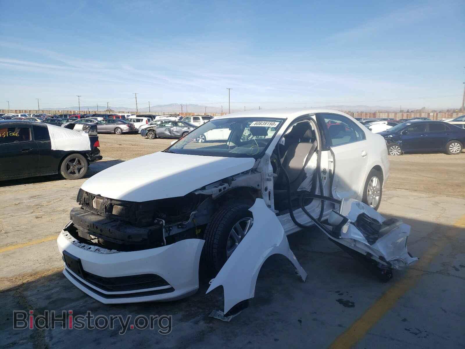 2017 VOLKSWAGEN JETTA - VIN: 3VW2B7AJ1HM334949 - Фото 2
