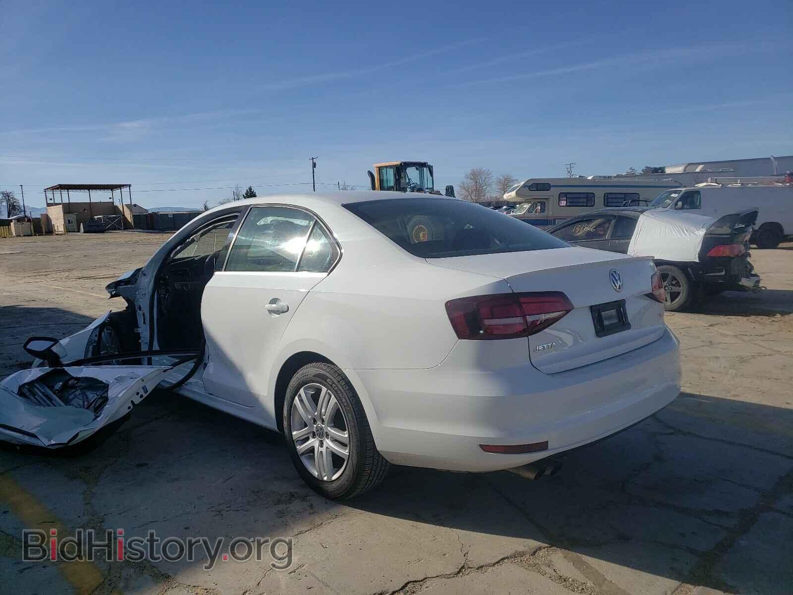 2017 VOLKSWAGEN JETTA - VIN: 3VW2B7AJ1HM334949 - Фото 3