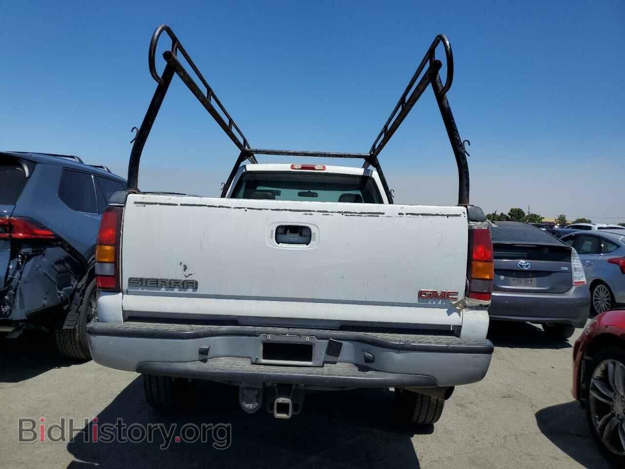 2005 GMC SIERRA - VIN: 1GTHC24U25E338335 - Фото 6