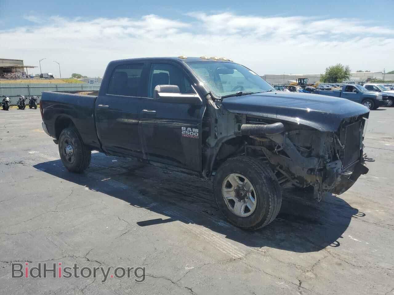 2016 RAM All Models - VIN: 3C6UR5CL1GG123586 - Photo 4