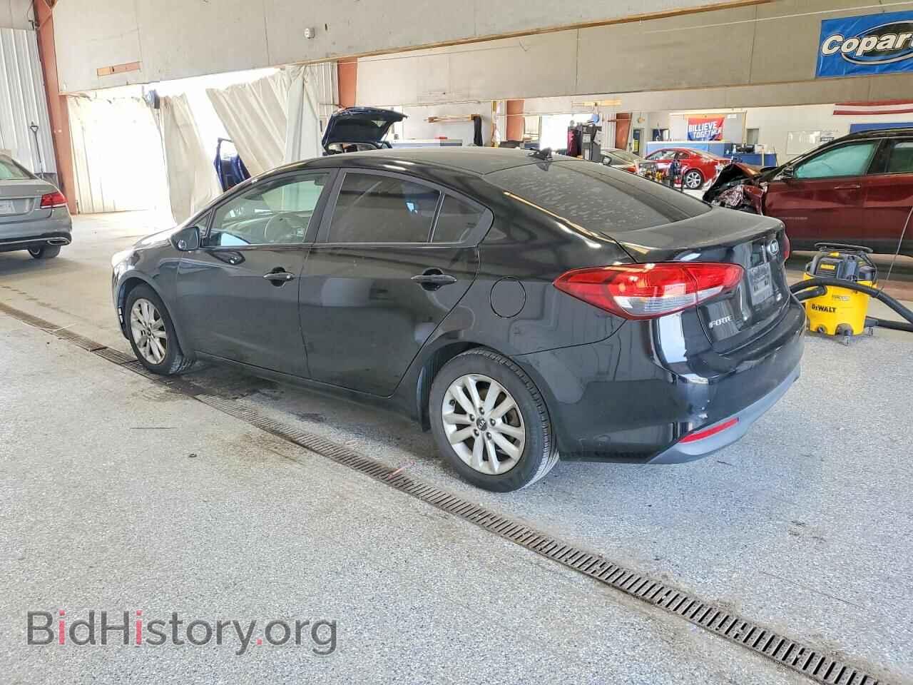 2017 KIA FORTE - VIN: 3KPFL4A71HE066354 - Фото 2