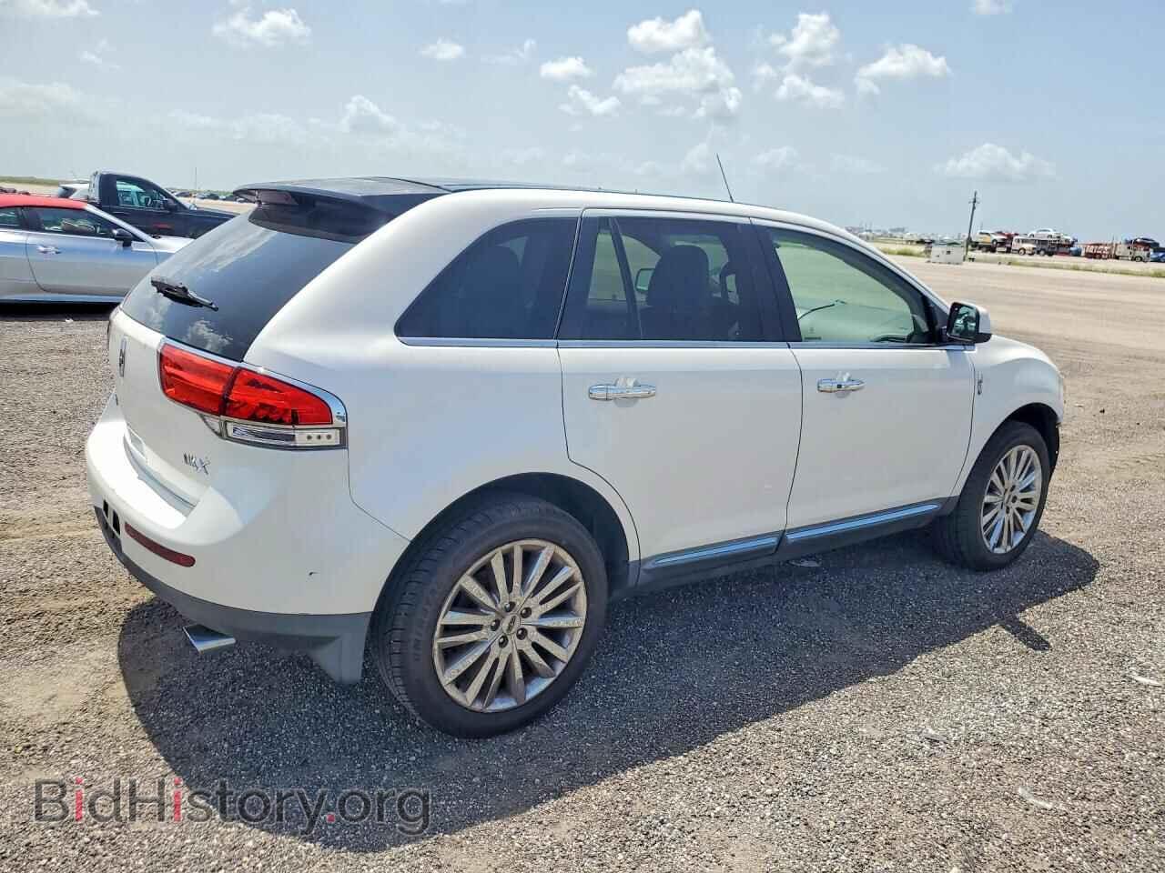 2011 LINCOLN MKX - VIN: 2LMDJ6JK2BBJ00748 - Photo 3