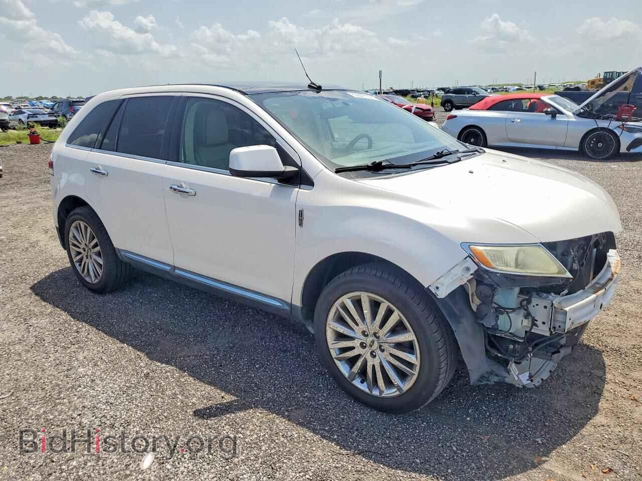 2011 LINCOLN MKX - VIN: 2LMDJ6JK2BBJ00748 - Photo 4