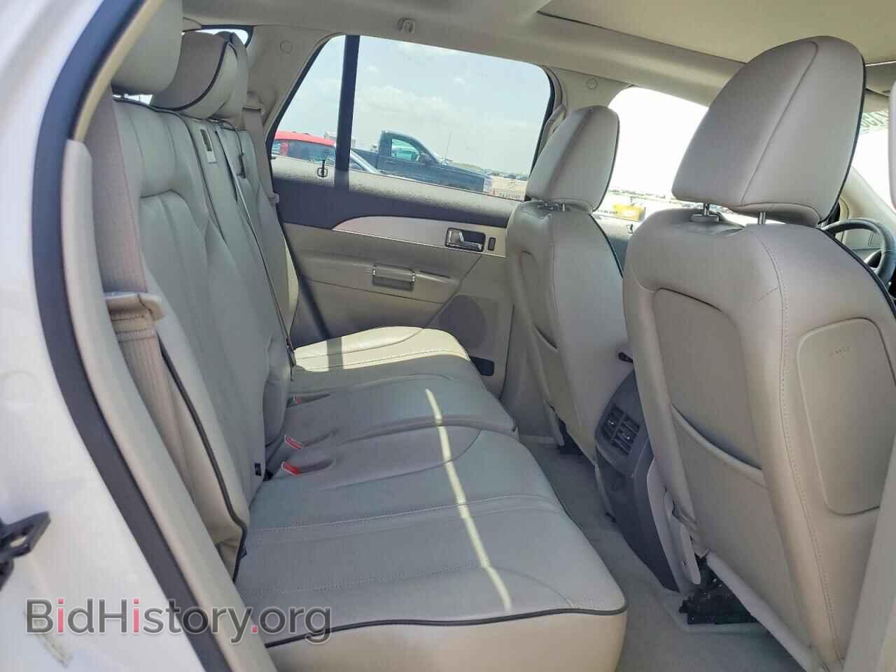 2011 LINCOLN MKX - VIN: 2LMDJ6JK2BBJ00748 - Photo 10