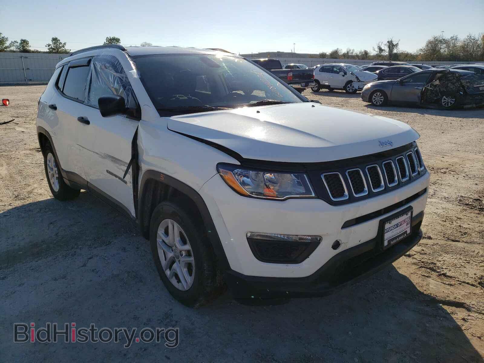 Фотография 3C4NJCAB8HT647703 - JEEP COMPASS 2017
