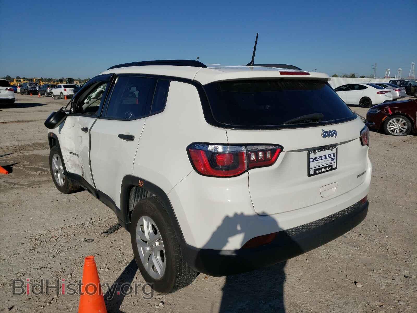 2017 JEEP COMPASS - VIN: 3C4NJCAB8HT647703 - Фото 3