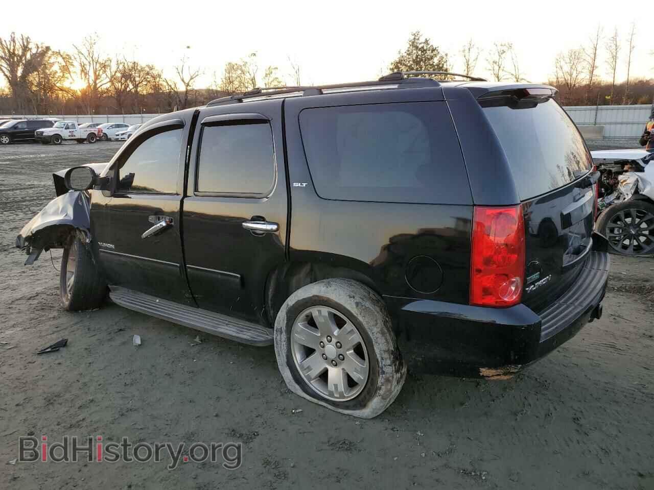 2010 GMC YUKON - VIN: 1GKUCCE02AR188542 - Фото 2