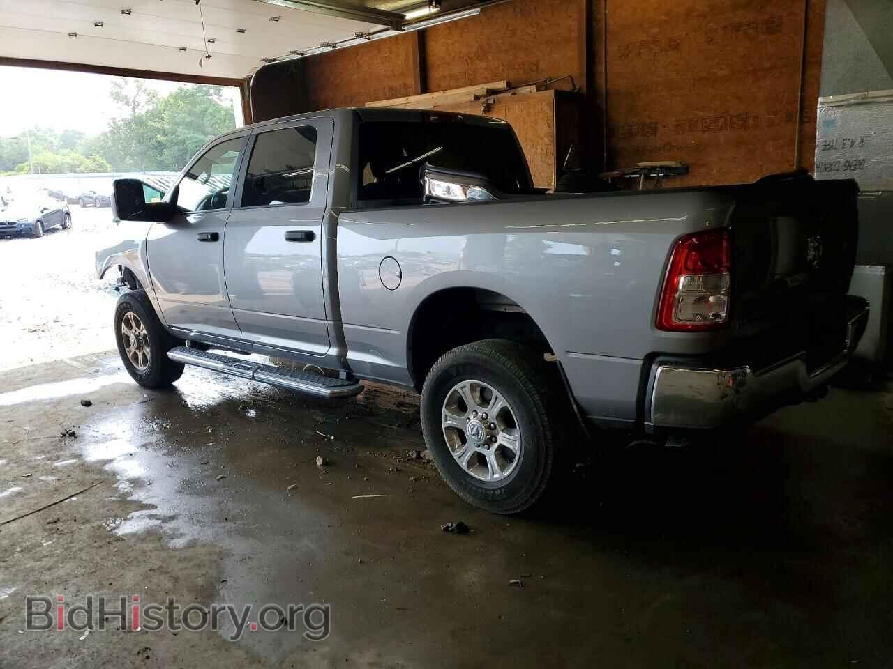 2024 RAM 2500 - VIN: 3C6UR5DJ2RG394575 - Фото 2