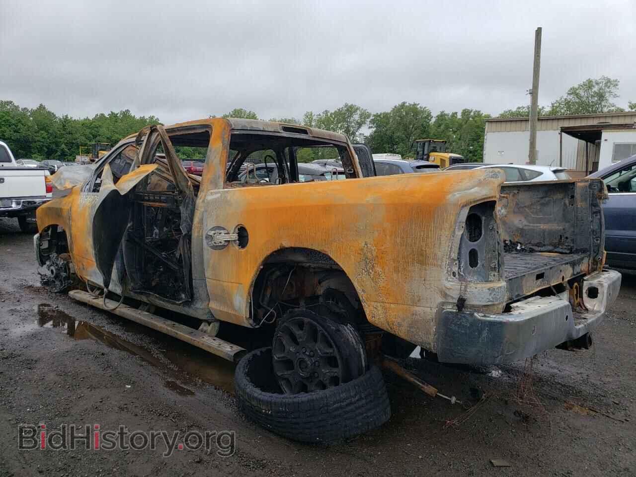 2017 RAM 3500 - VIN: 3C63R3FL4HG697323 - Фото 2