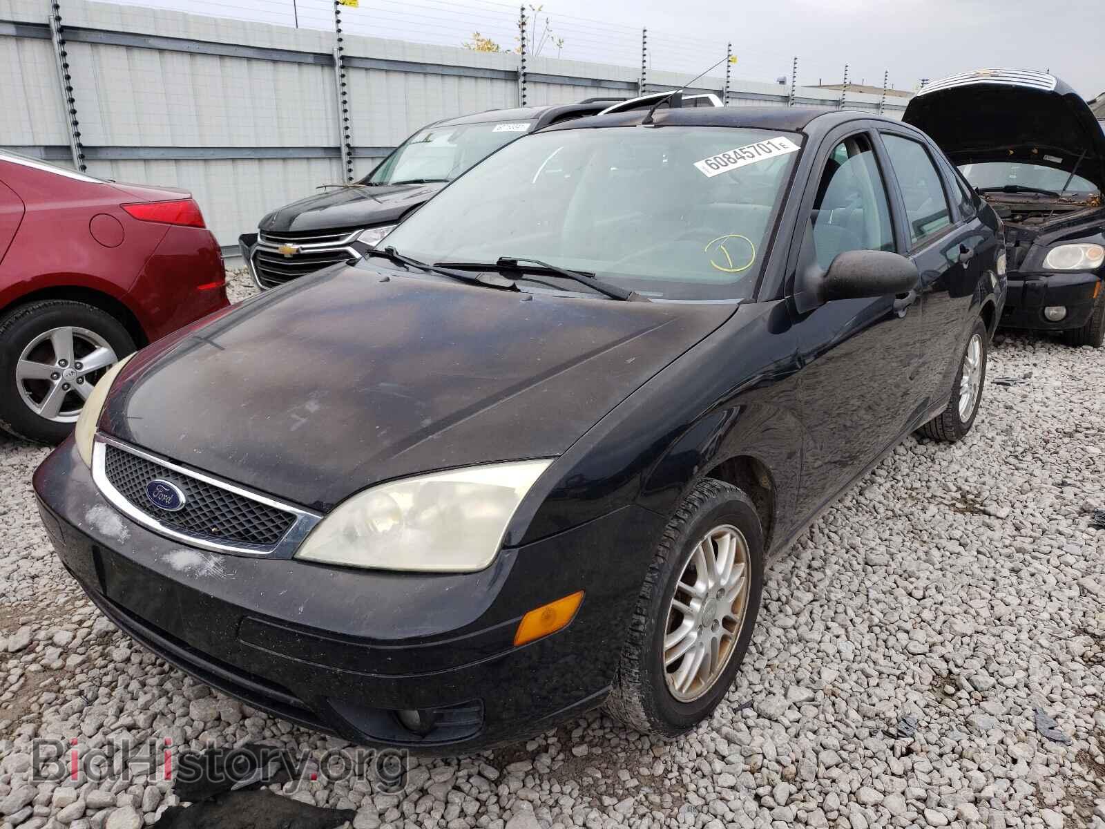 2006 FORD FOCUS - VIN: 1FAFP34N86W128351 - Фото 2