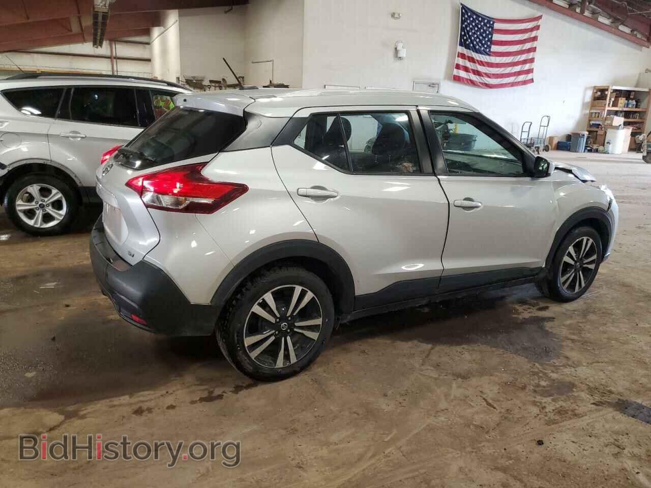 2019 NISSAN KICKS - VIN: 3N1CP5CU2KL552872 - Фото 3