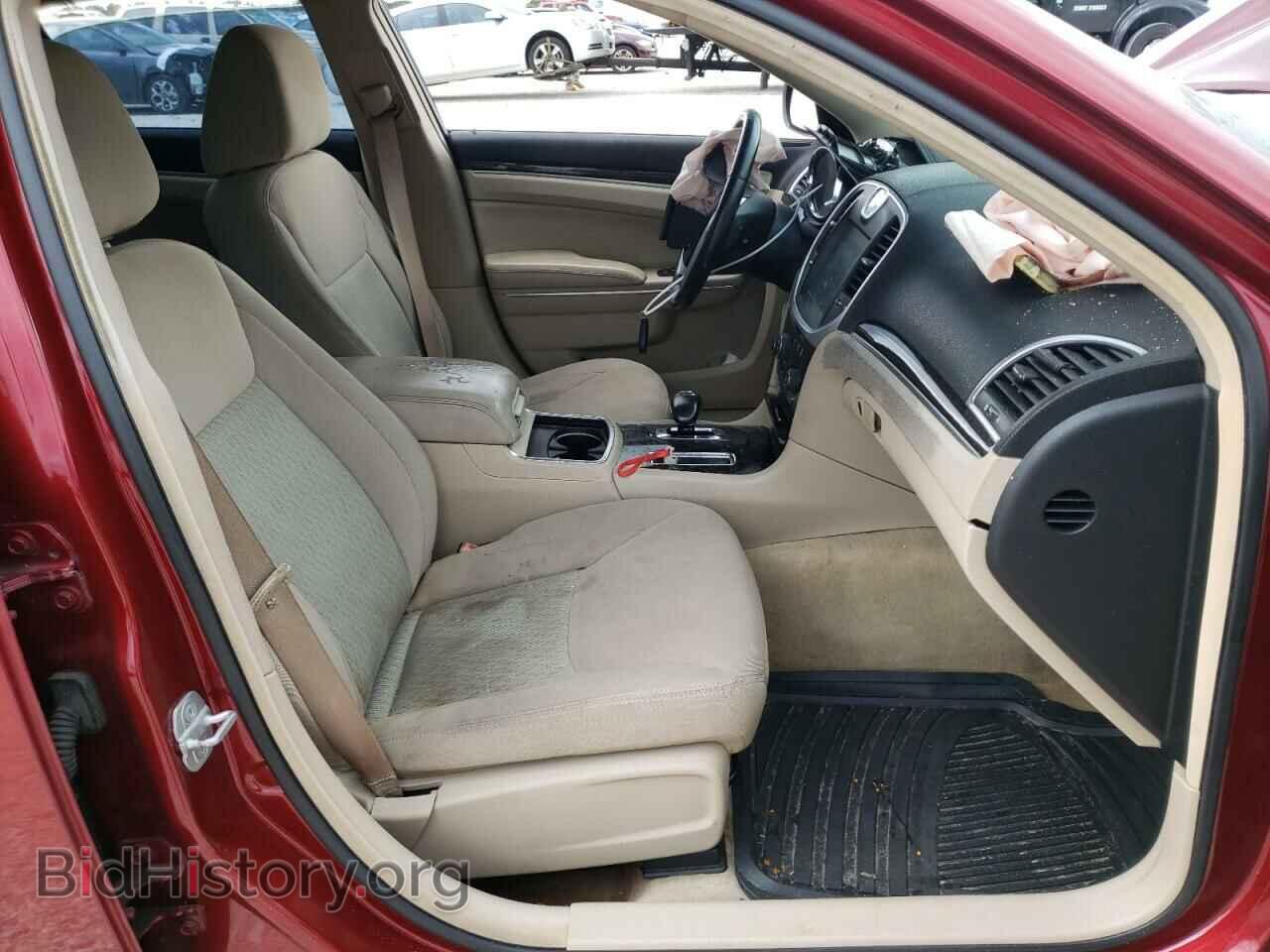 2012 CHRYSLER 300 - VIN: 2C3CCAAG2CH313464 - Фото 5