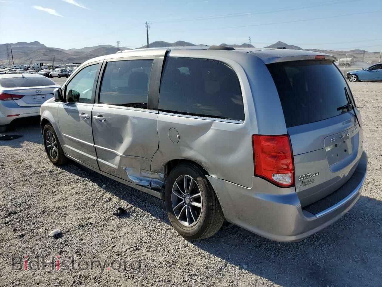 2017 DODGE CARAVAN - VIN: 2C4RDGCG3HR604768 - Фото 2