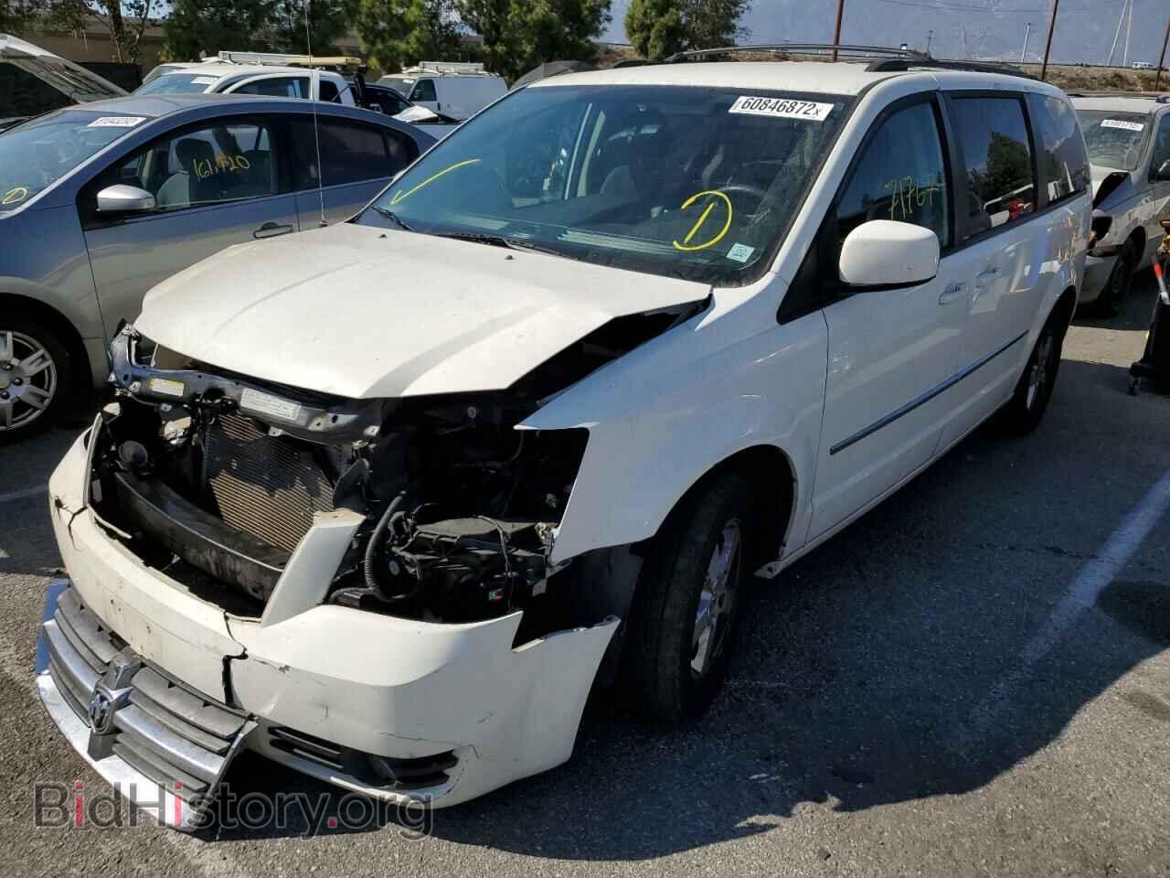 2010 DODGE CARAVAN - VIN: 2D4RN5D13AR131460 - Фото 2