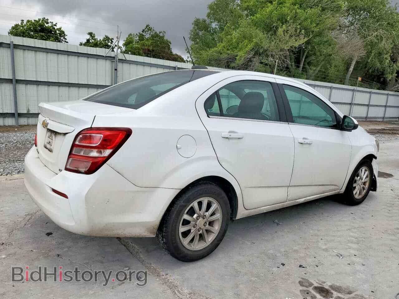 2017 CHEVROLET SONIC - VIN: 1G1JD5SH8H4164568 - Фото 3