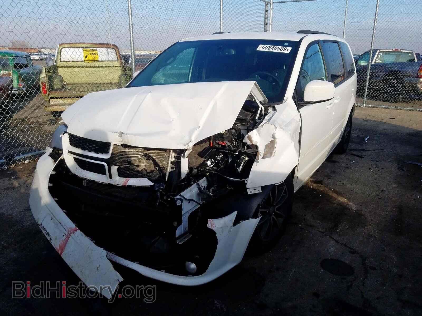 2017 DODGE CARAVAN - VIN: 2C4RDGEG1HR862896 - Photo 2