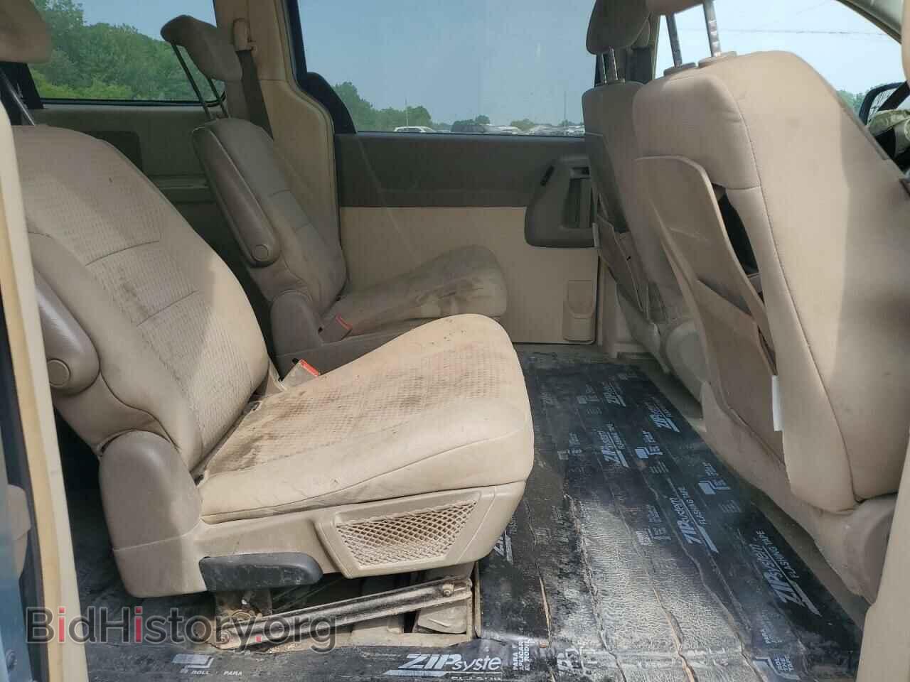 2008 CHRYSLER MINIVAN - VIN: 2A8HR54P68R118464 - Фото 11