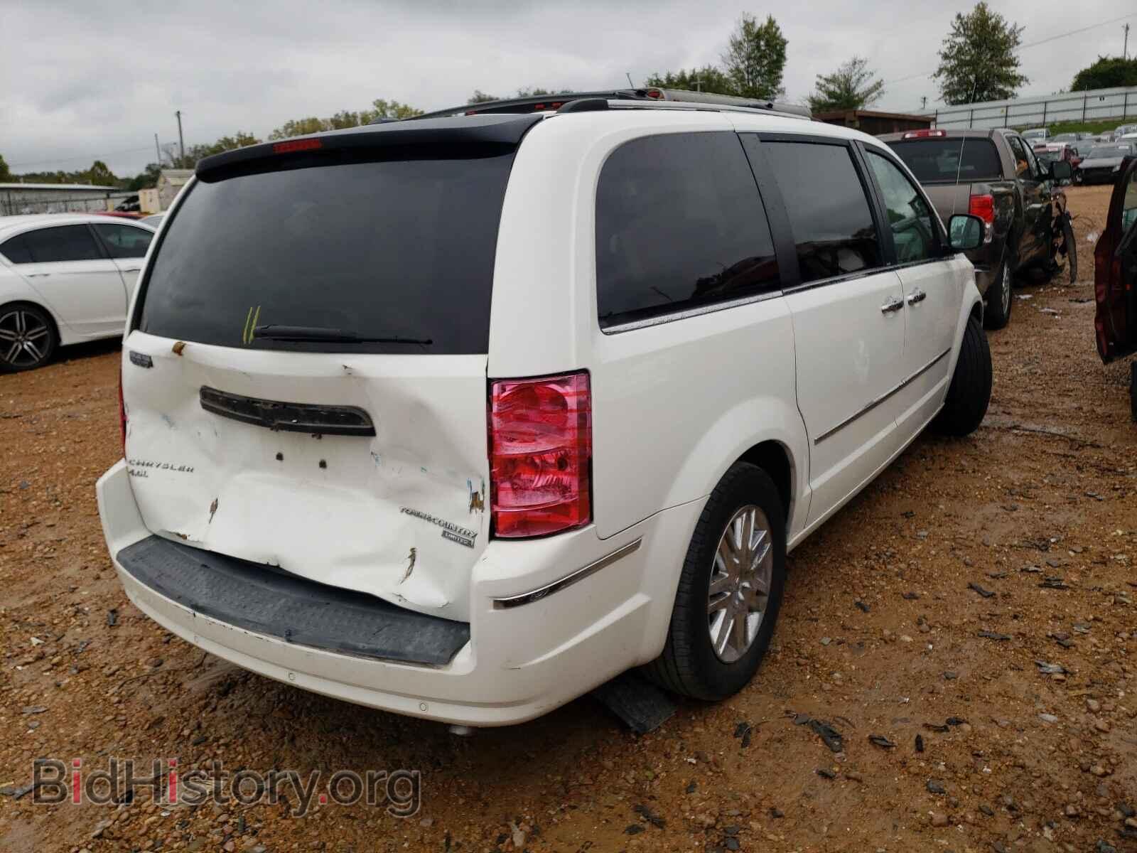 2009 CHRYSLER MINIVAN - VIN: 2A8HR64X29R646638 - Фото 4