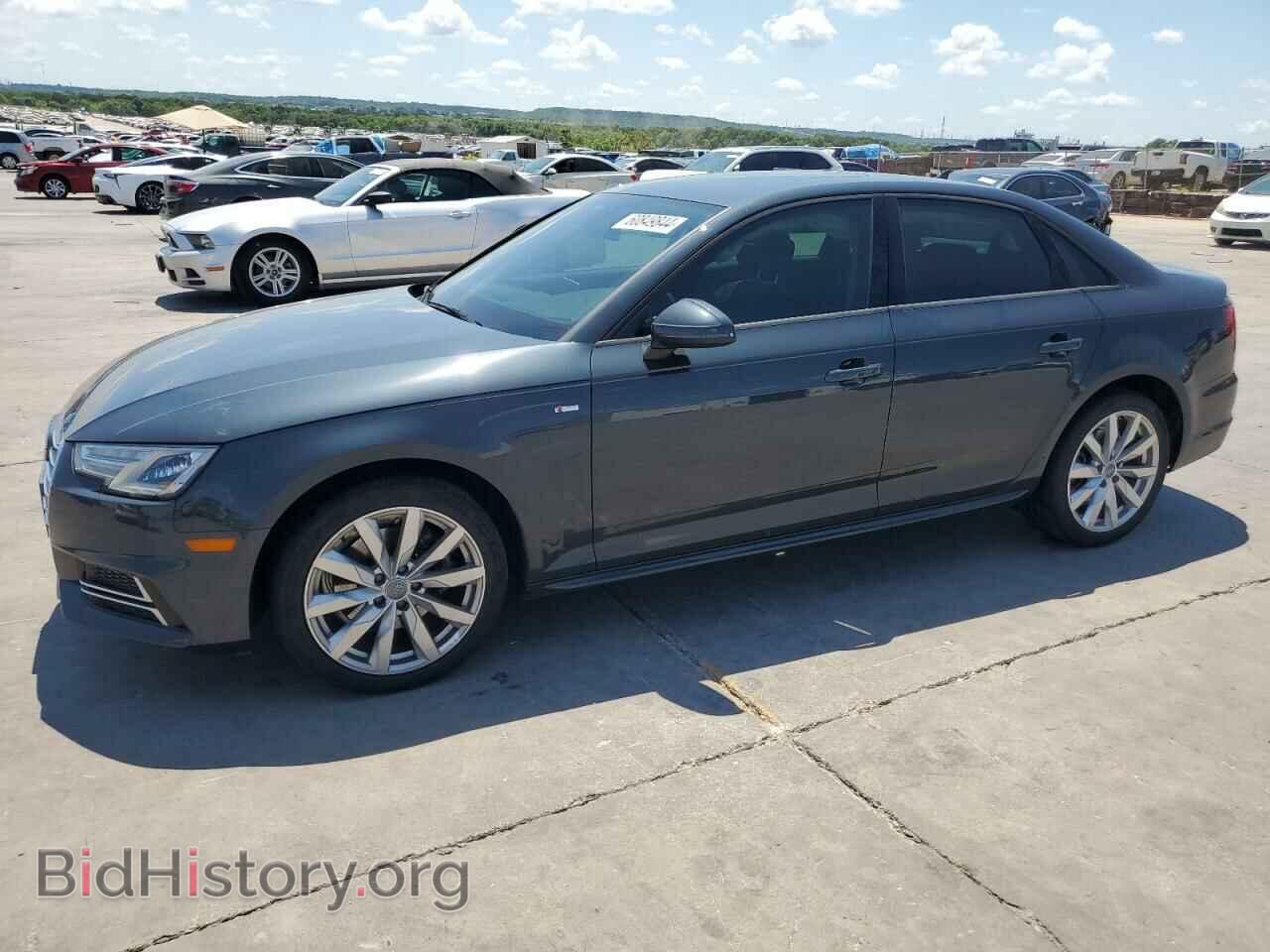 Photo WAUKMAF48JA196890 - AUDI A4 2018