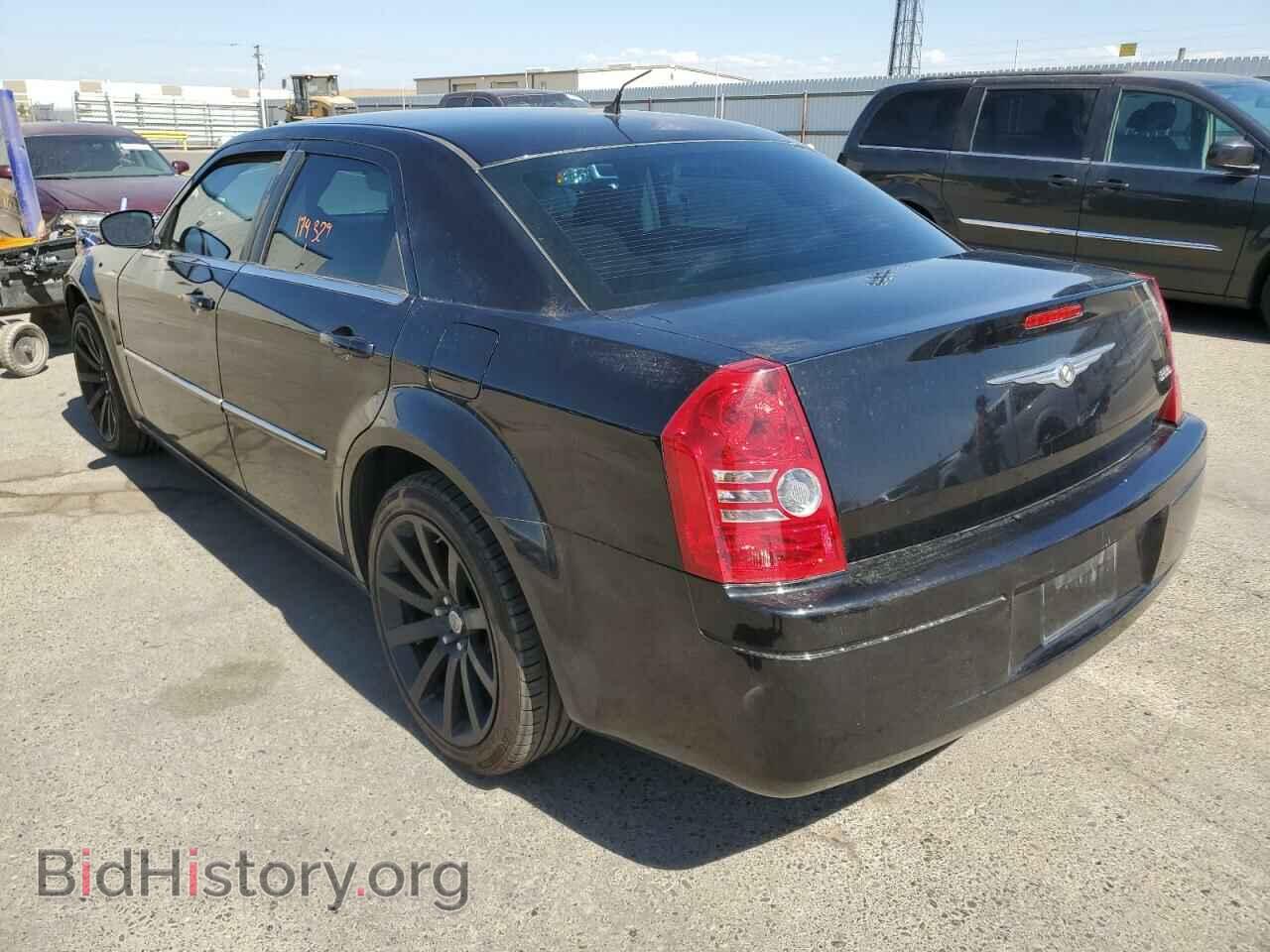2008 CHRYSLER 300 - VIN: 2C3KA43R18H208326 - Фото 3