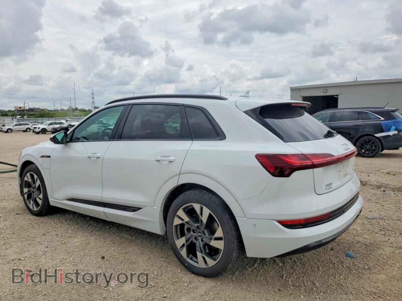2021 Audi E-TRON (VIN WA1AAAGE0MB010699) — фото 2 из 15