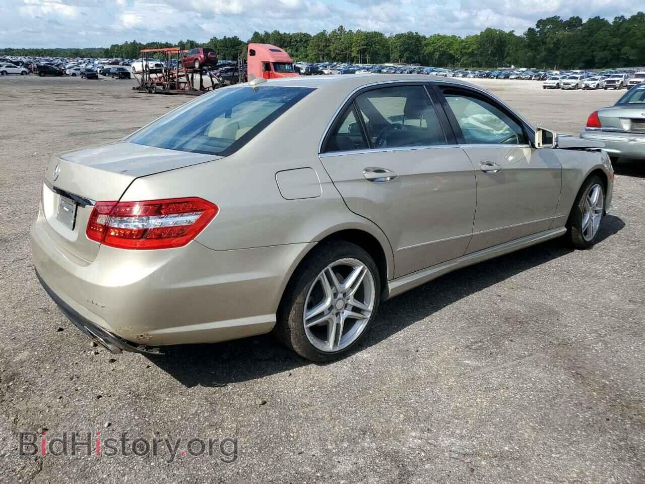2013 MERCEDES-BENZ E-CLASS - VIN: WDDHF5KB2DA712495 - Фото 3