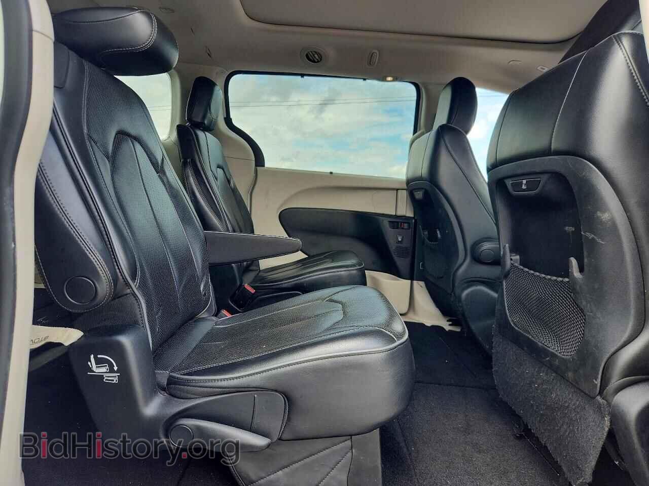 2018 CHRYSLER PACIFICA - VIN: 2C4RC1GG1JR314660 - Photo 11