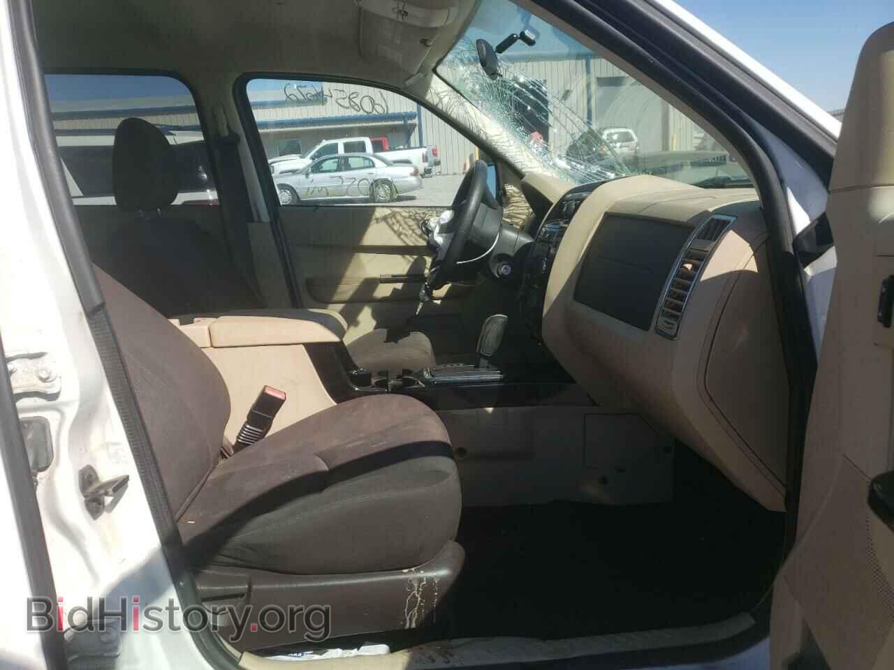 2008 MAZDA TRIBUTE - VIN: 4F2CZ06128KM30874 - Фото 5
