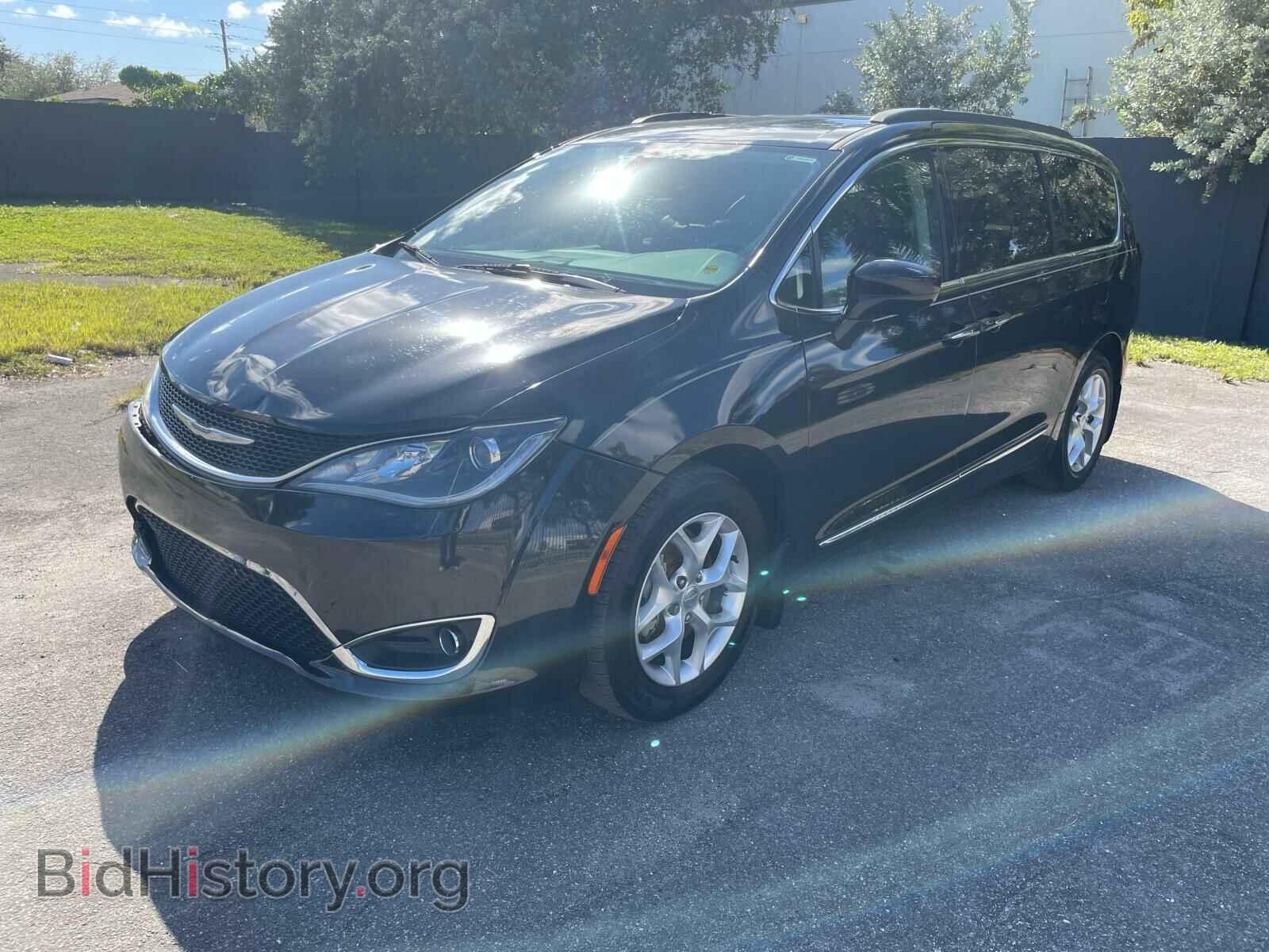 2017 CHRYSLER PACIFICA - VIN: 2C4RC1BG2HR515923 - Photo 2