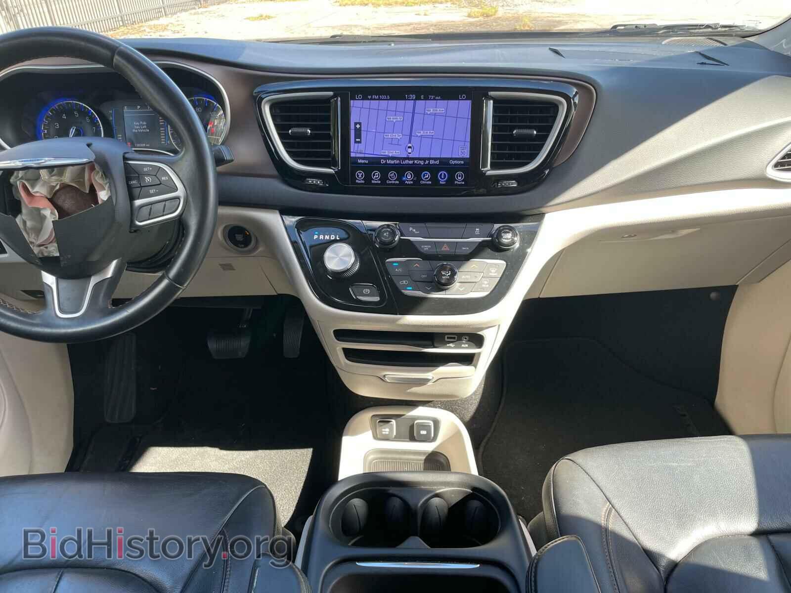 2017 CHRYSLER PACIFICA - VIN: 2C4RC1BG2HR515923 - Photo 9