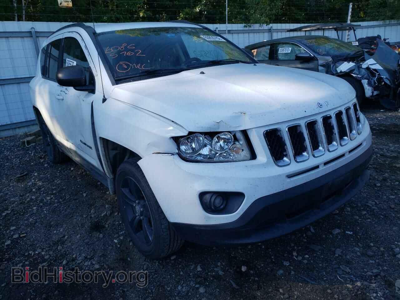 Photo 1J4NT1FA4BD271975 - JEEP COMPASS 2011